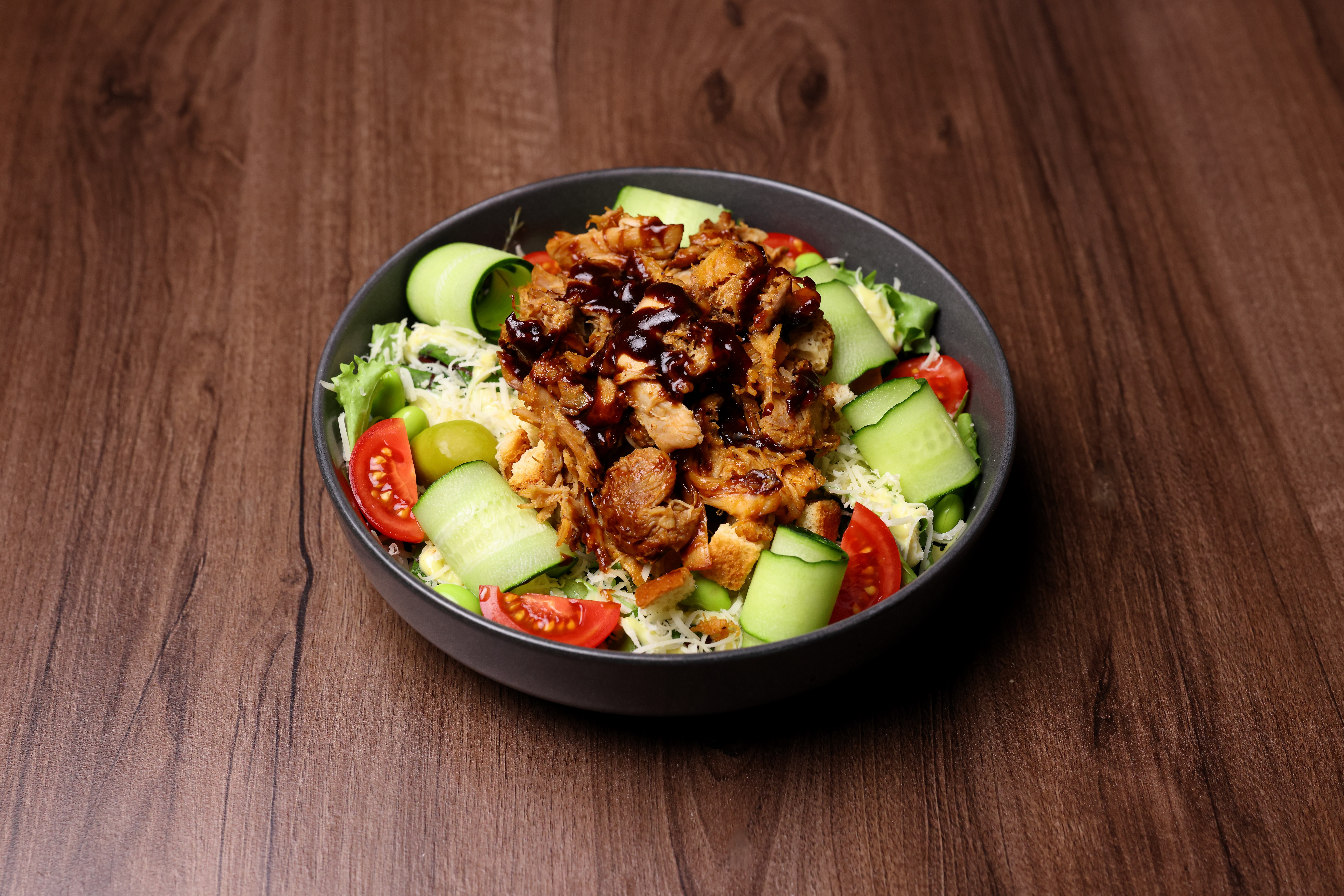 Salata pulled chicken